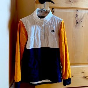 North Face women’s size small insulated shirt